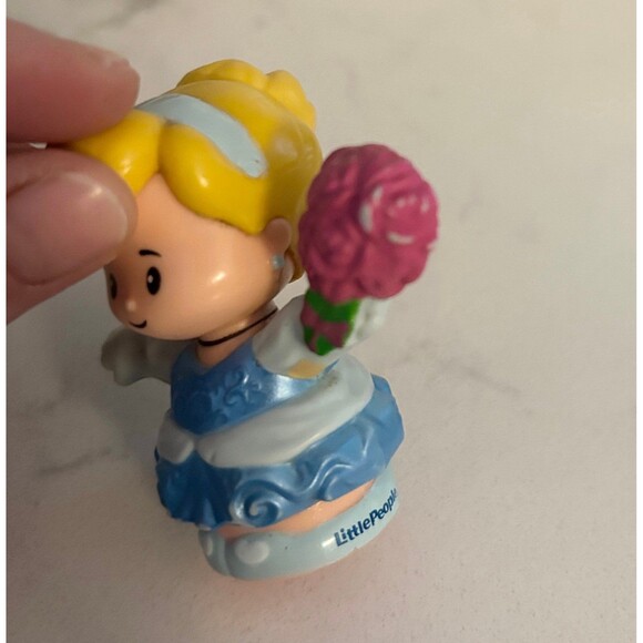 Little People Set of Two Disney Cinderella and Prince Charming - Picture 6 of 7